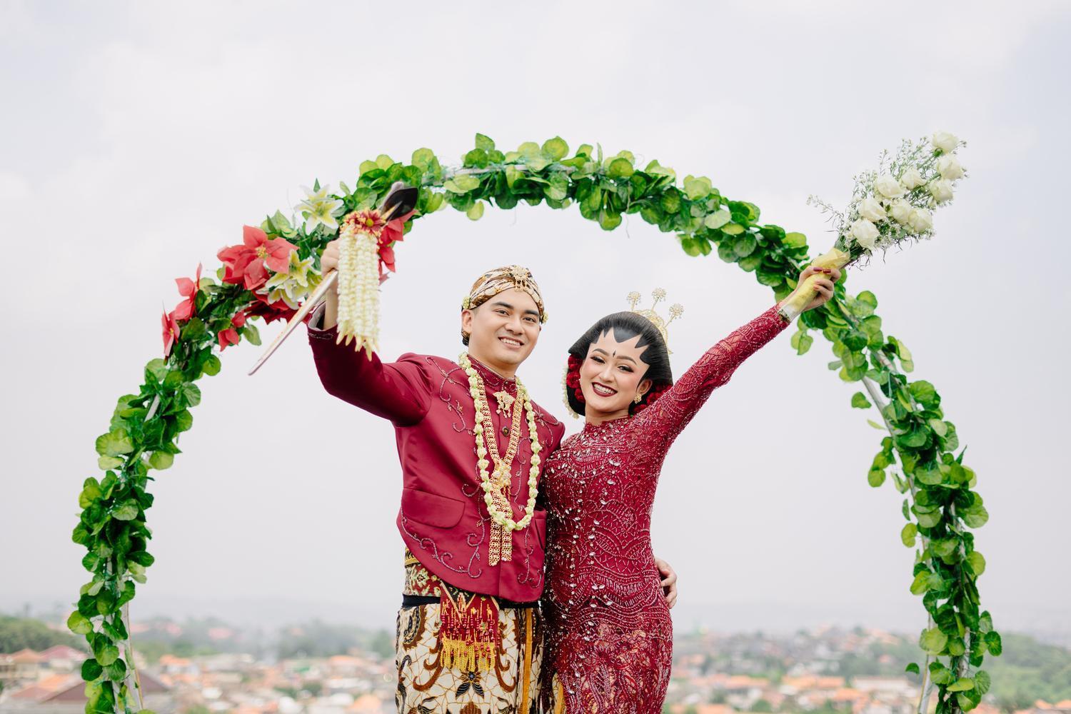 Grand Edge Hotel Semarang Exterior foto