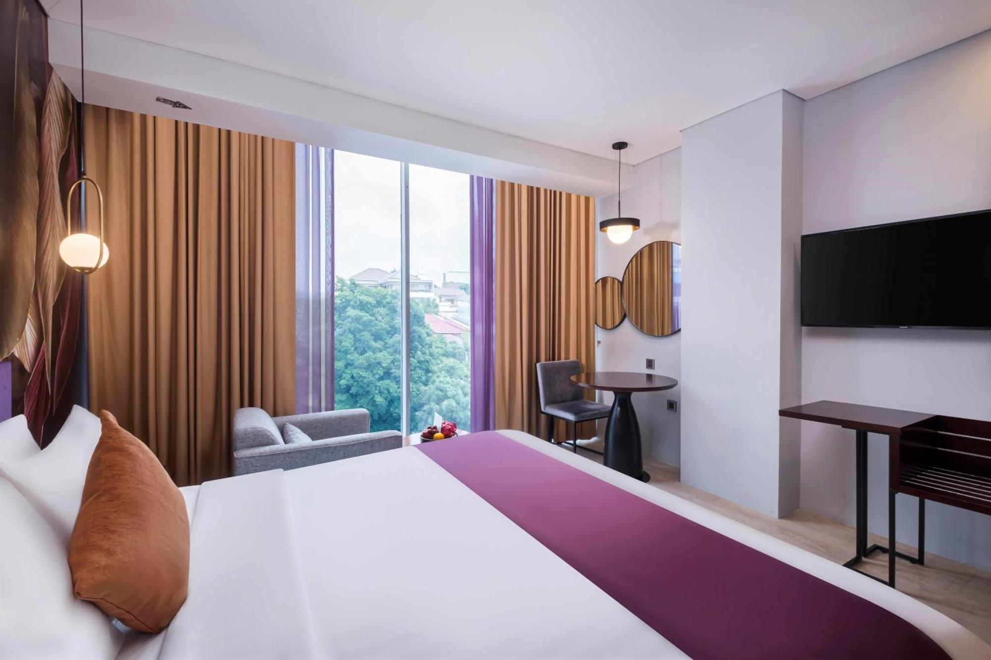 Grand Edge Hotel Semarang Exterior foto