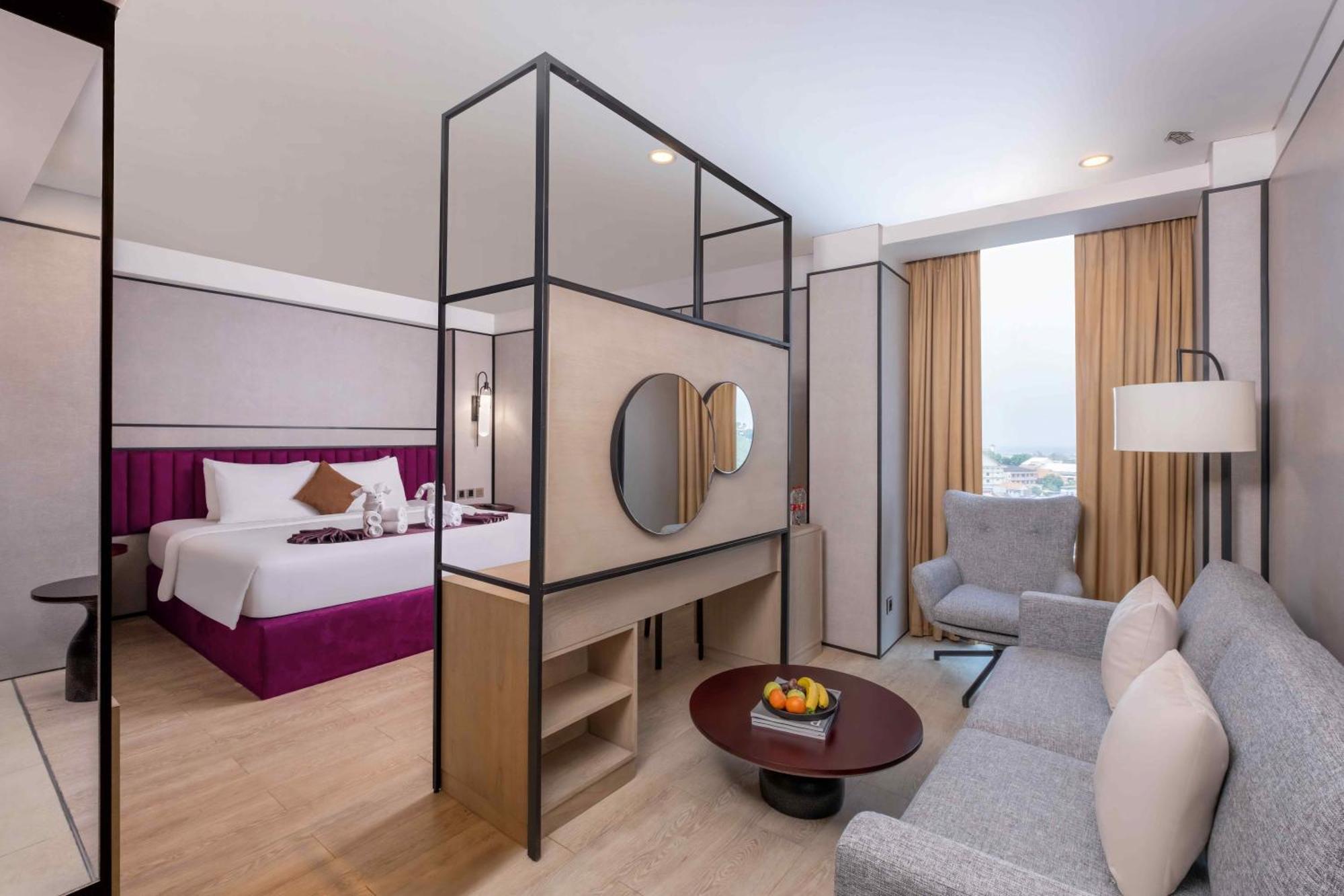 Grand Edge Hotel Semarang Exterior foto